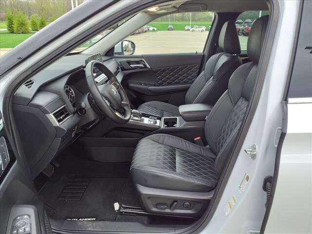 2022 Mitsubishi Outlander SEL