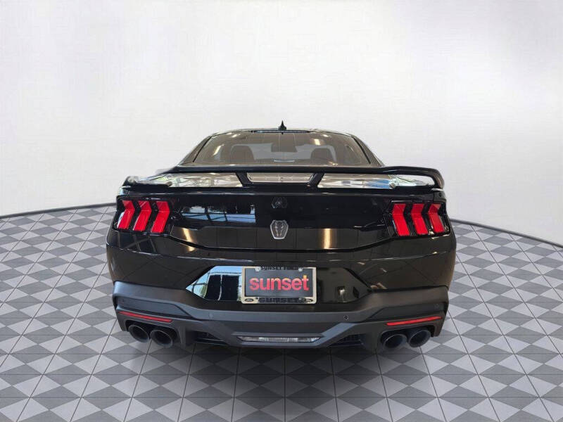 2026 Ford Mustang Dark Horse