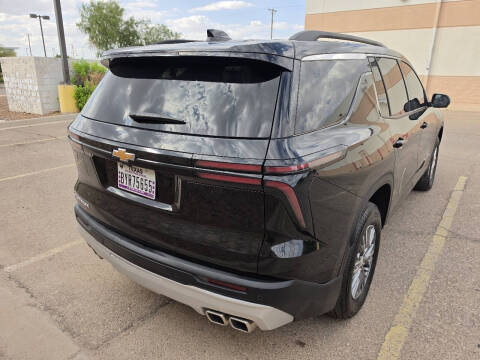 2025 Chevrolet Traverse LT