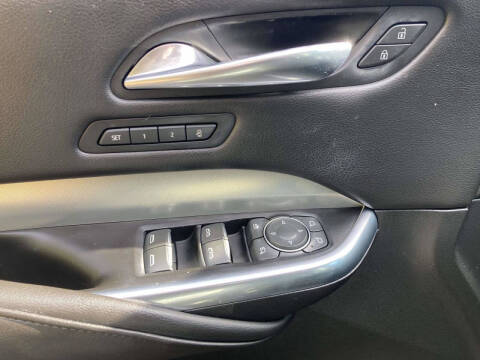 2022 Cadillac XT4 Premium Luxury