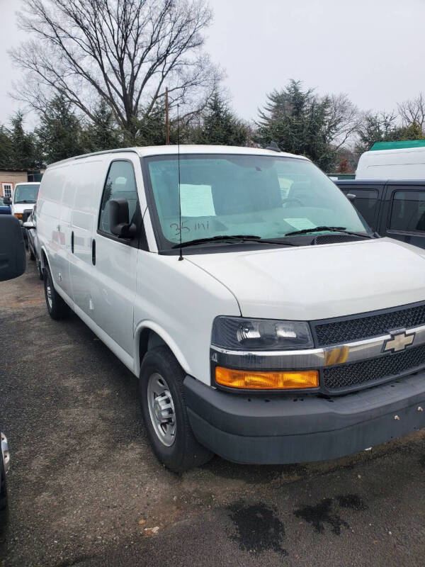 2021 Chevrolet Express 2500