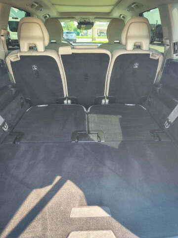 2022 Volvo XC90 T6 Inscription 7-Passenger