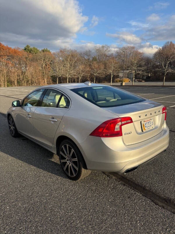 2015 Volvo S60 T5 Premier Plus
