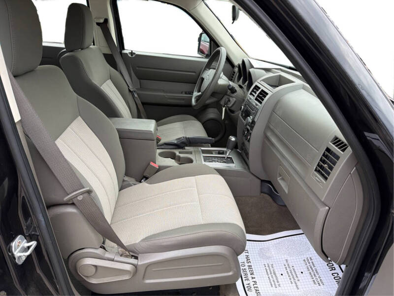 2008 Dodge Nitro SXT