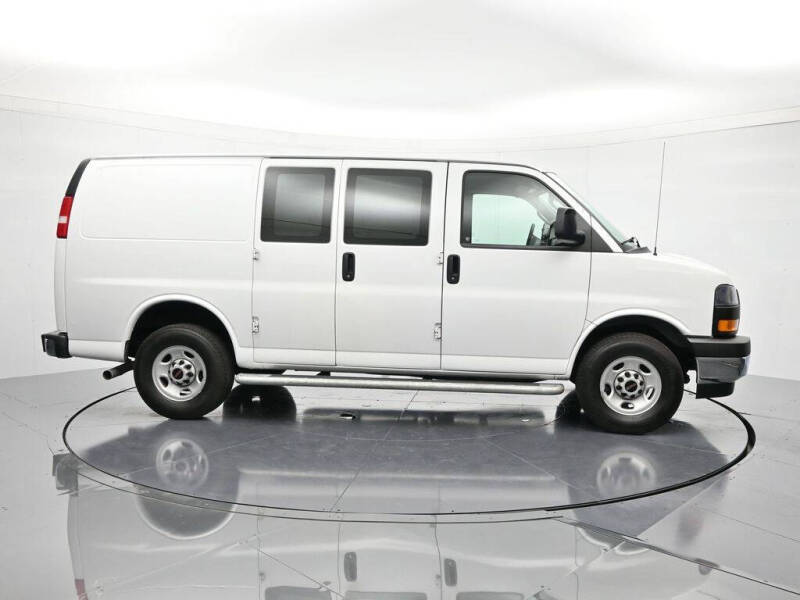 2024 GMC Savana 2500