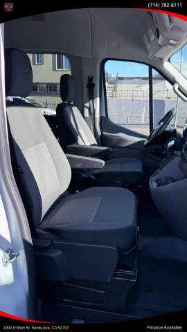 2022 Ford Transit
