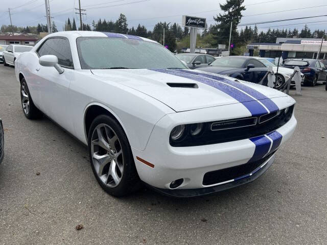 2015 Dodge Challenger SXT Plus