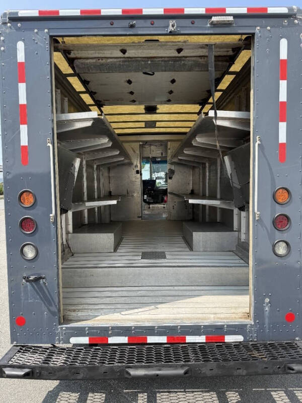 2020 Freightliner MT45 Chassis