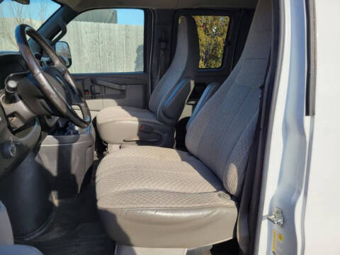 2016 Chevrolet Express LS 2500
