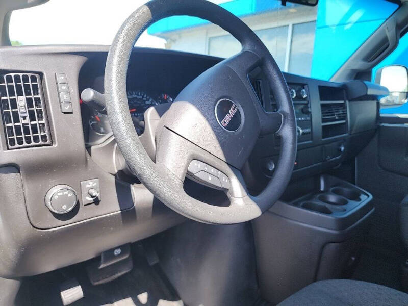 2024 GMC Savana 2500