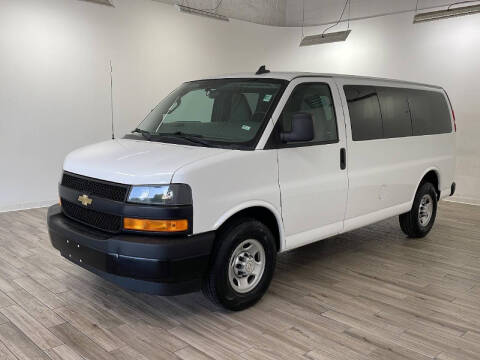 2019 Chevrolet Express for sale at Juan Autos y mas in O'Fallon MO