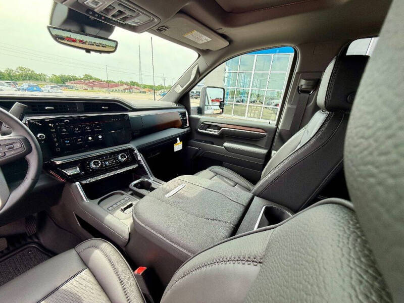 2025 GMC Sierra 3500HD