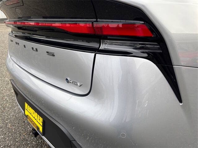 2024 Toyota Prius LE