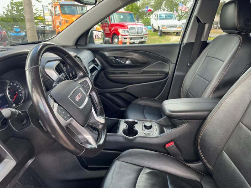 2021 GMC Terrain SLT