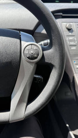 2012 Toyota Prius Three