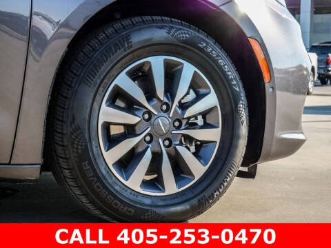 2021 Chrysler Pacifica Hybrid Touring L