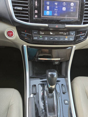 2017 Honda Accord Hybrid Touring