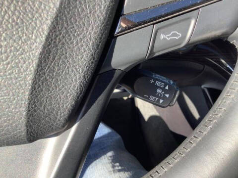 2013 Toyota Avalon Hybrid XLE Touring