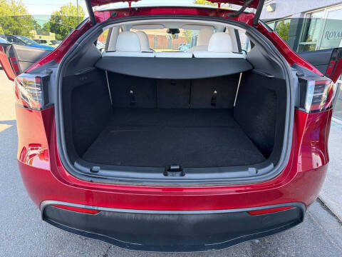 2025 Tesla Model Y Long Range
