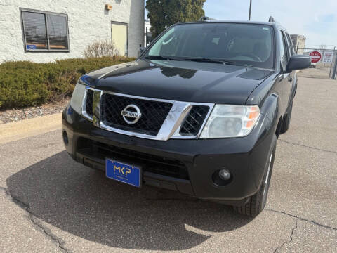 2012 Nissan Pathfinder LE