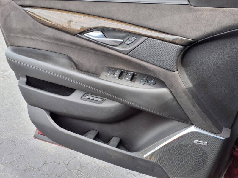 2016 Cadillac Escalade Platinum
