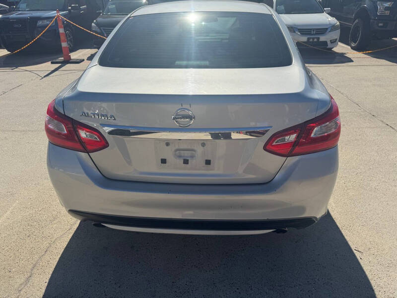 2016 Nissan Altima 2.5 S