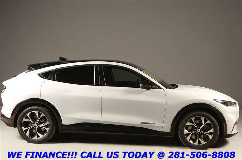 2021 Ford Mustang Mach-E