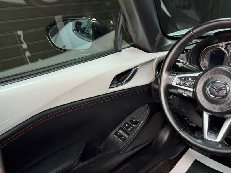 2016 Mazda MX-5 Miata Club