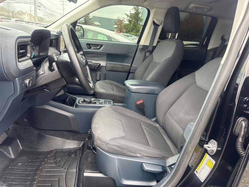 2022 Ford Maverick XL