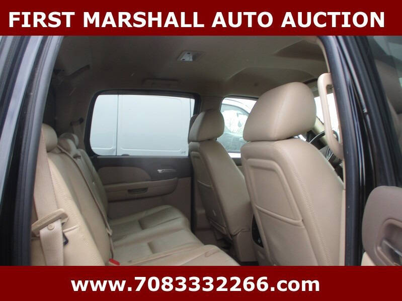 2011 Chevrolet Avalanche LTZ