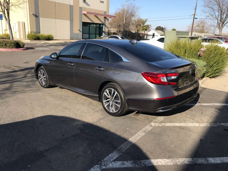 2019 Honda Accord Hybrid Touring