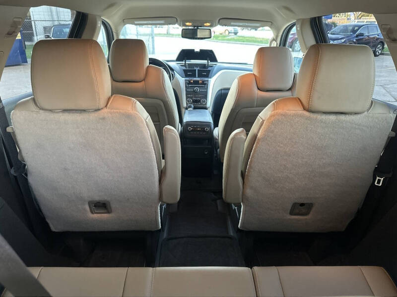 2011 Chevrolet Traverse LTZ