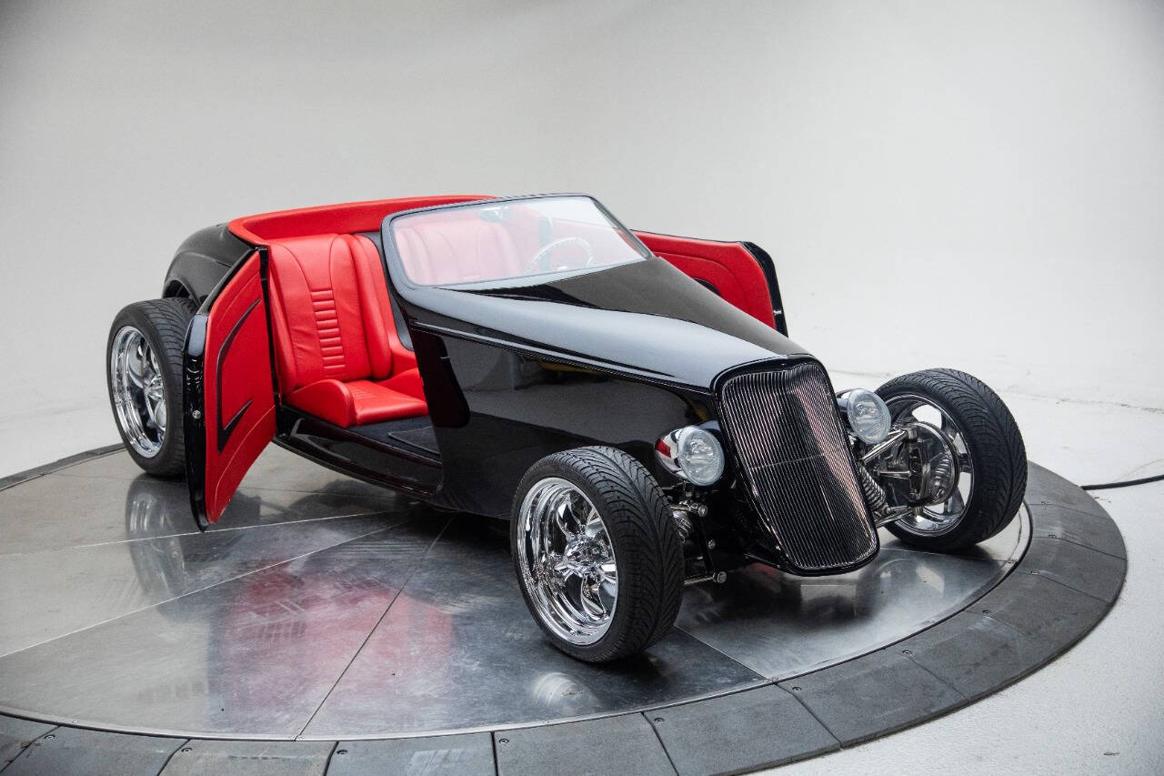 1933 Ford Model 40 77