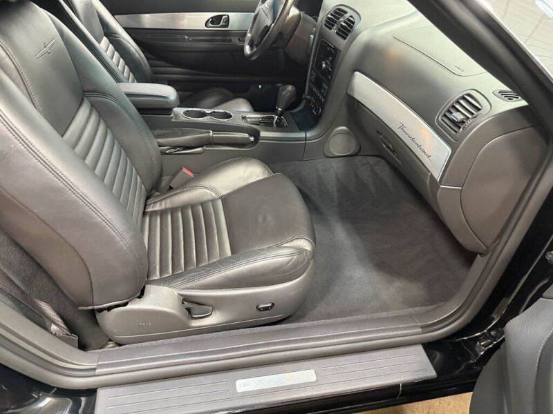 2002 Ford Thunderbird Deluxe