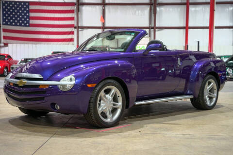 2004 Chevrolet SSR LS