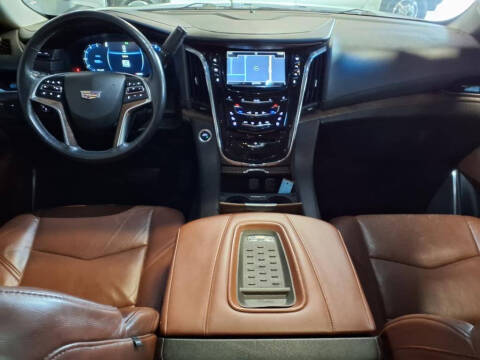 2016 Cadillac Escalade ESV Luxury Collection