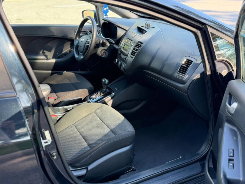 2018 Kia Forte5 LX