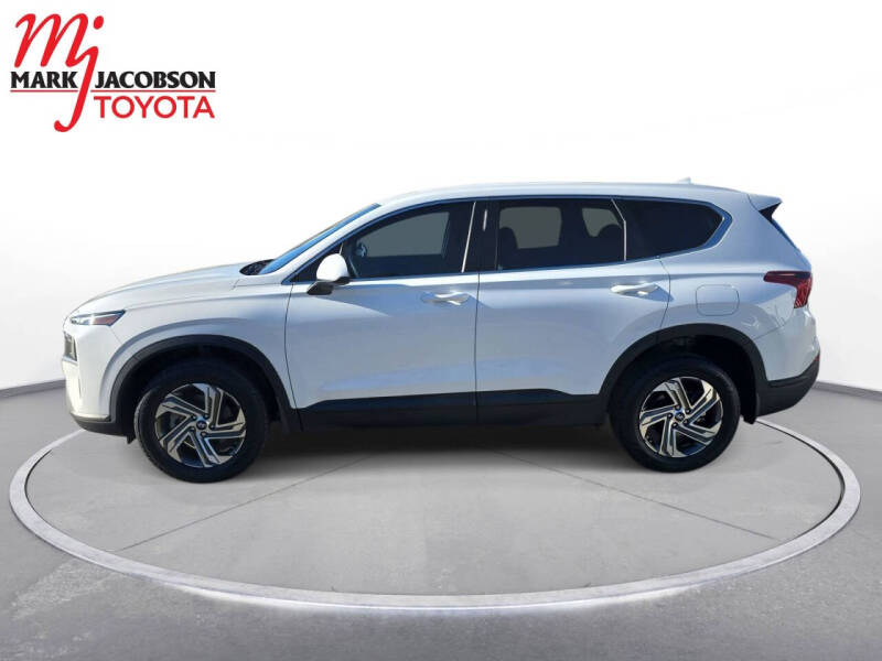 2023 Hyundai Santa Fe SE