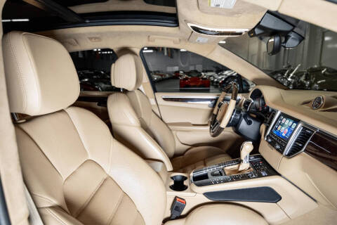 2015 Porsche Macan S