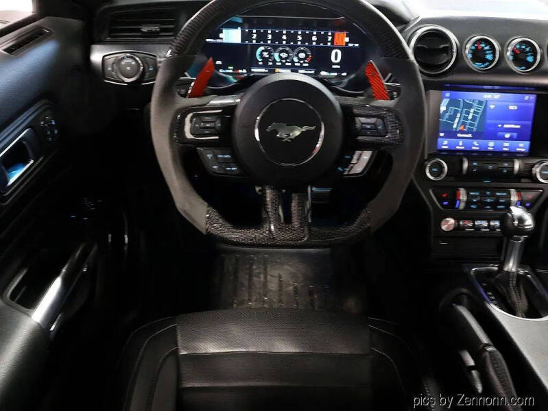 2022 Ford Mustang Mach 1