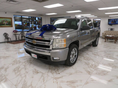 2007 Chevrolet Silverado 1500 for sale at Dealer One Auto Credit in Oklahoma City OK