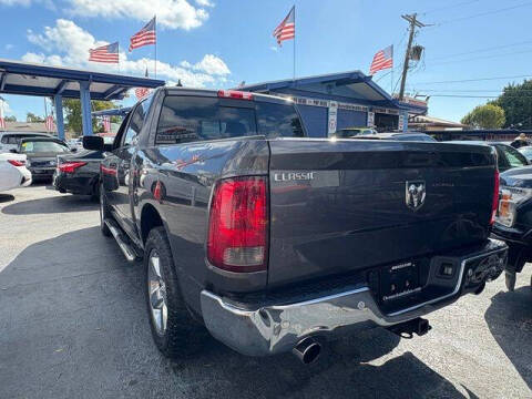 2018 RAM 1500 SLT