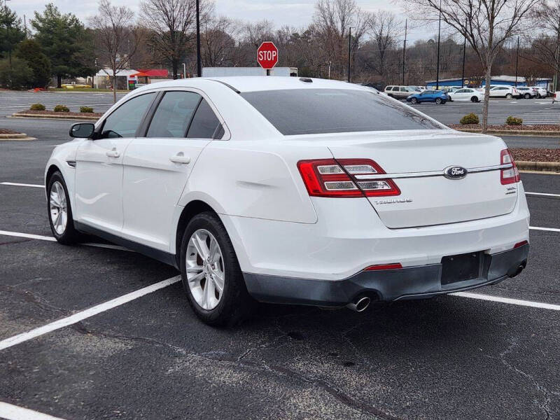 2013 Ford Taurus SEL