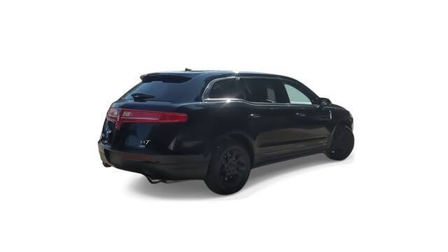 2018 Lincoln MKT Town Car for sale at Bowman Auto Center in Clarkston, MI