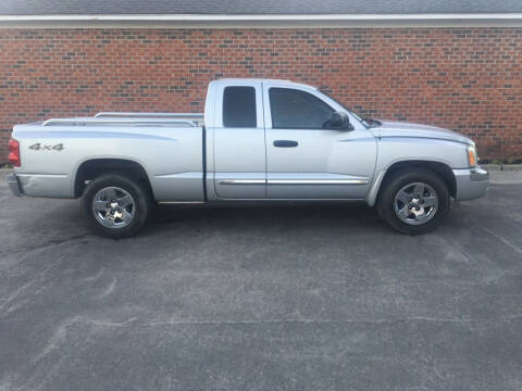 2005 Dodge Dakota for sale at Greg Faulk Auto Sales Llc in Conway SC