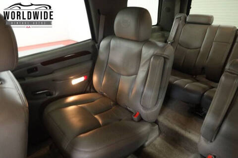 2003 Cadillac Escalade