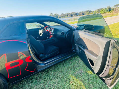 2017 Dodge Challenger R/T Plus