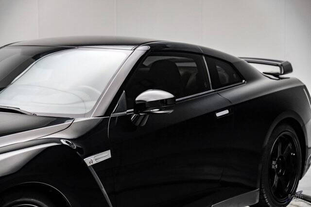 2013 Nissan GT-R Premium