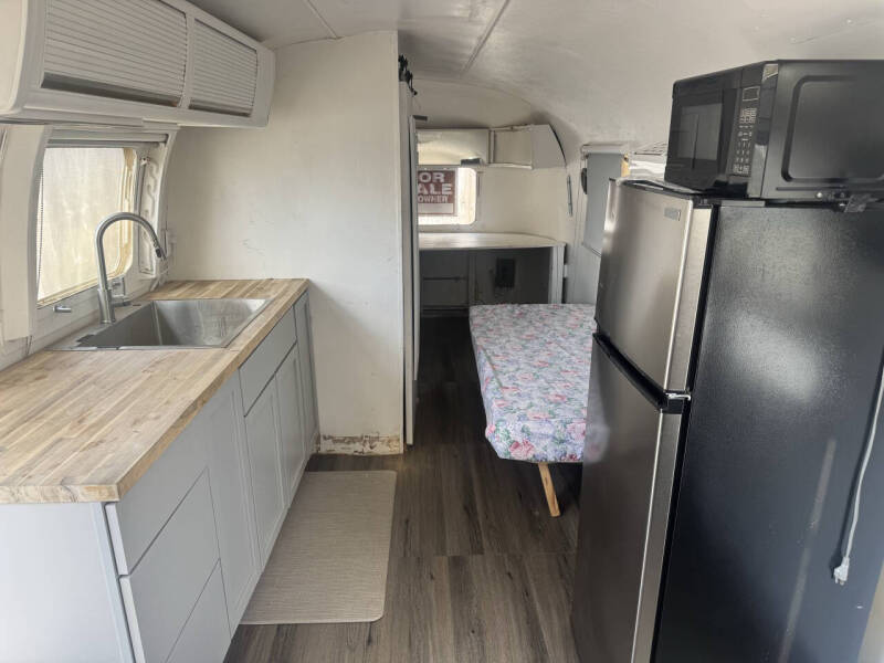 1975 Airstream Overlander