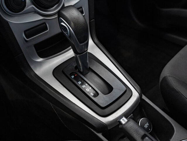 2015 Ford Fiesta SE